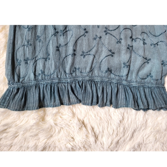 Beautiful Cute Options Tank - Picture 3 of 5